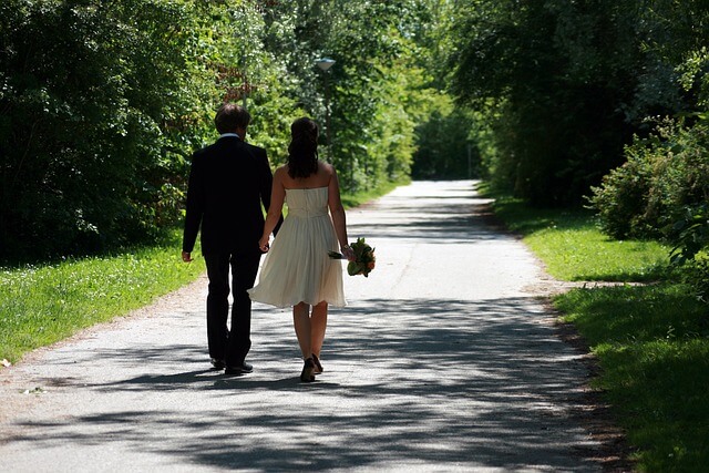 Hochzeit draußen feiern