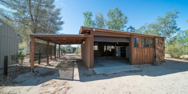 Carport